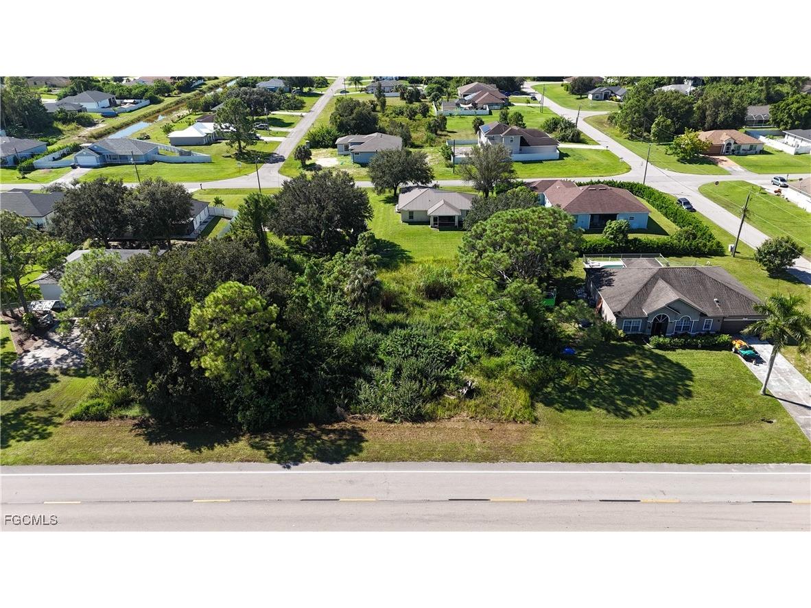 8351 Buckingham Road Fort Myers FL 33905 2025011765 image1