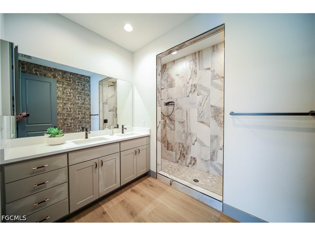 8355 Coral Drive Fort Myers FL 33967 2026023866 image13