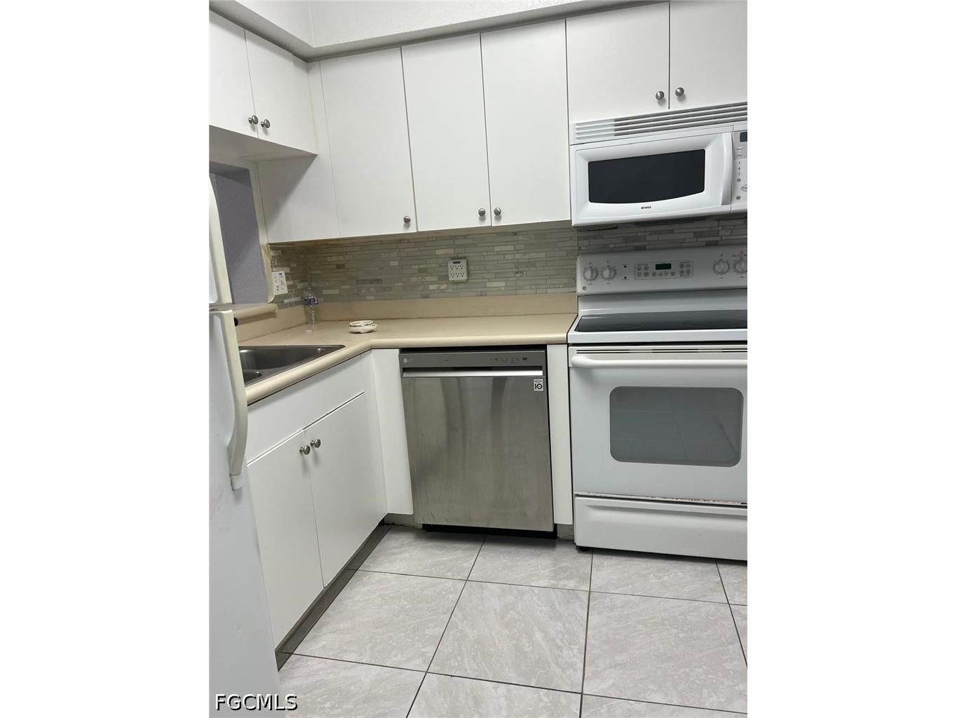 8358 Bernwood Cove Loop #704 Fort Myers FL 33966 2026016269 image3