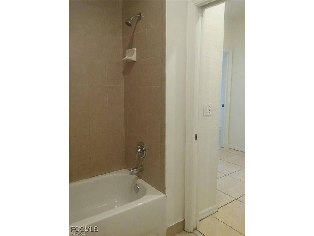 8358 Bernwood Cove Loop #712 Fort Myers FL 33966 2026002875 image14