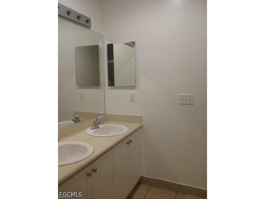 8358 Bernwood Cove Loop #712 Fort Myers FL 33966 2026023077 image8