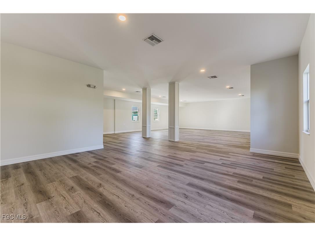 8359 Stringfellow Road Other FL 33956 224053900 image21