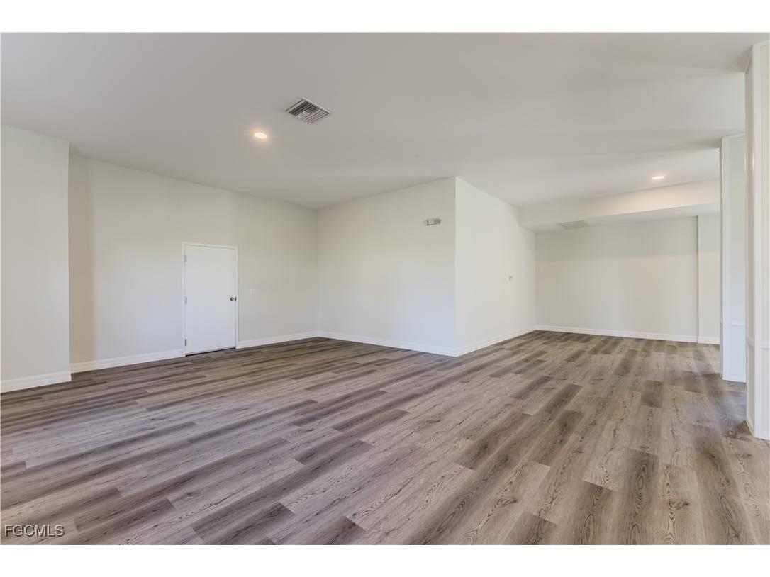 8359 Stringfellow Road Other FL 33956 224053900 image22