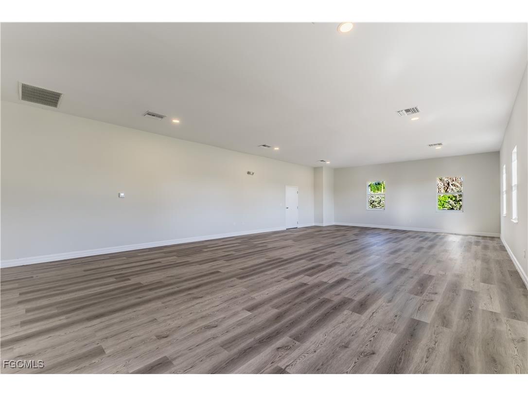 8359 Stringfellow Road Other FL 33956 224053900 image24