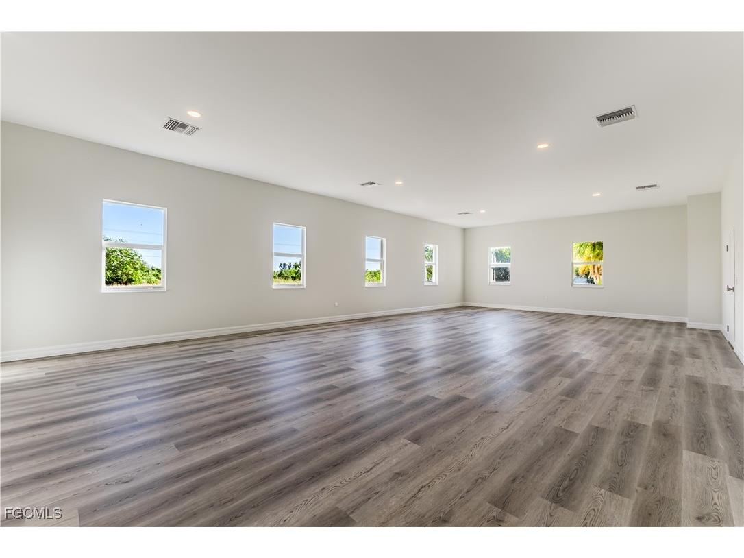 8359 Stringfellow Road Other FL 33956 224053900 image29