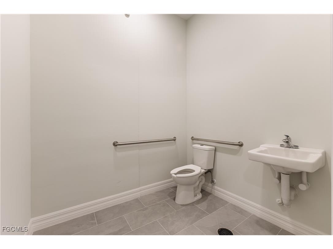 8359 Stringfellow Road Other FL 33956 224091442 image24