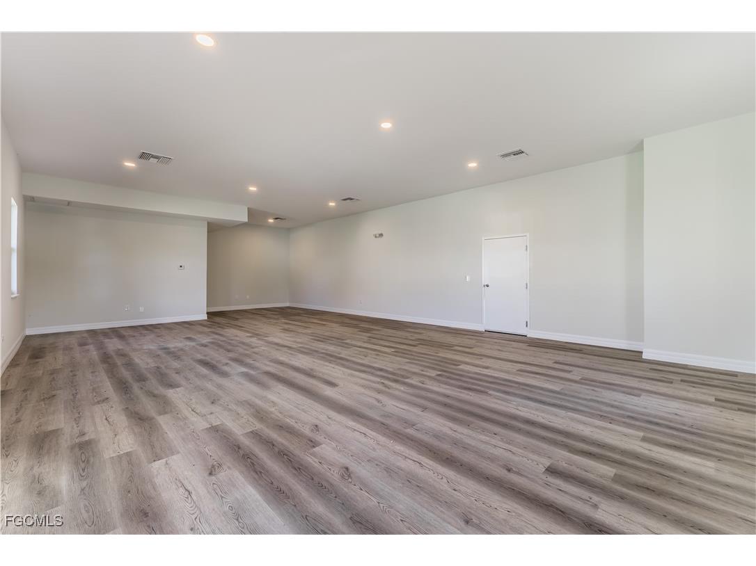 8359 Stringfellow Road Other FL 33956 224091442 image27