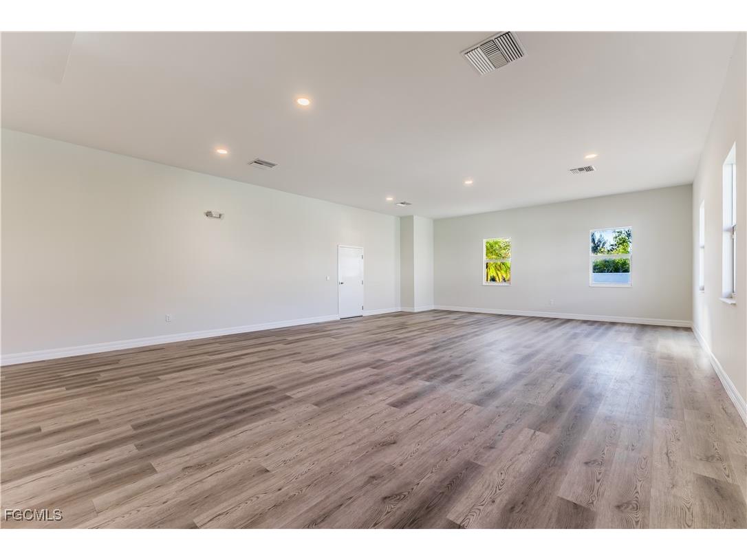 8359 Stringfellow Road Other FL 33956 224091442 image28