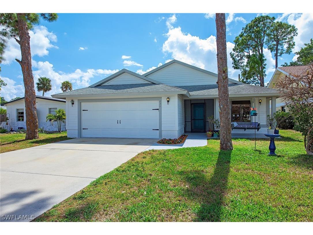 836 102nd Avenue N Naples FL 34108 226010765 image1