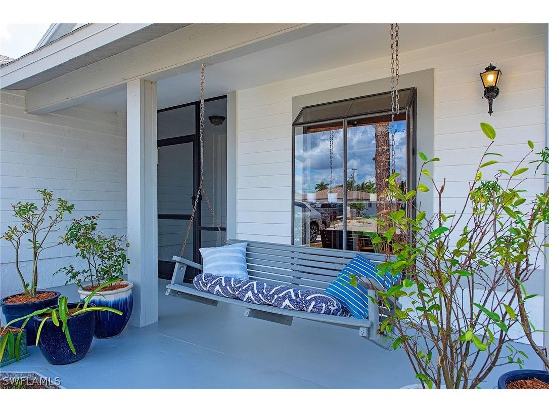 836 102nd Avenue N Naples FL 34108 226010765 image2