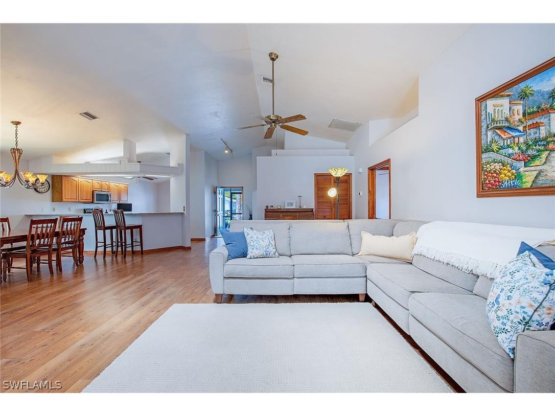 836 102nd Avenue N Naples FL 34108 226010765 image8