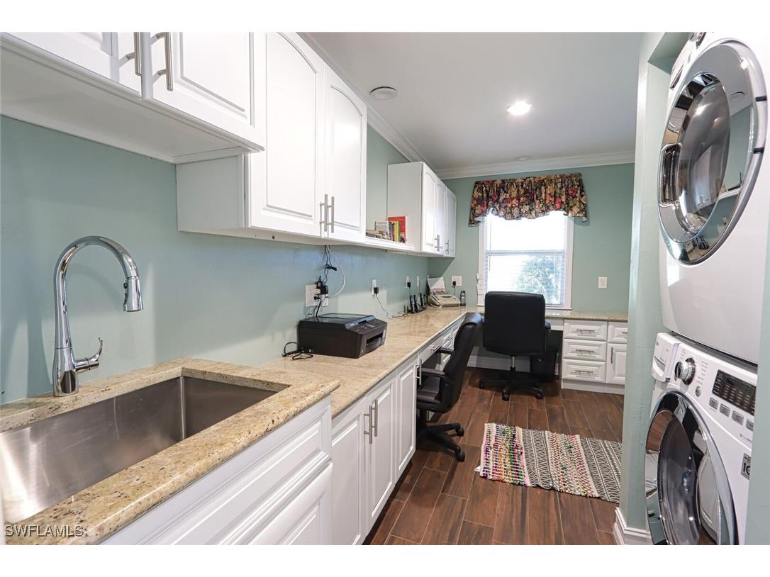 836 Bentwood Drive Naples FL 34108 225072650 image11