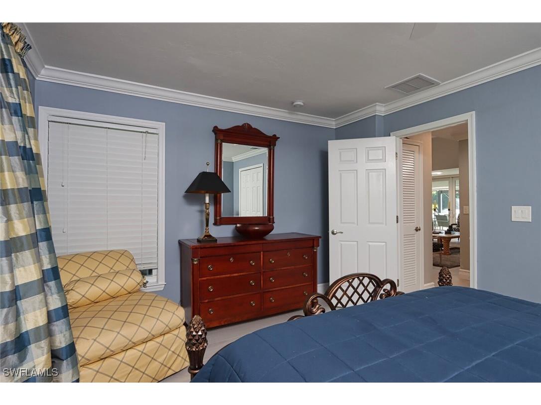 836 Bentwood Drive Naples FL 34108 225072650 image21