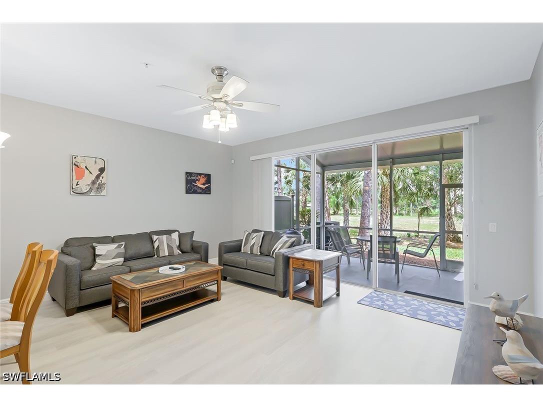 836 Hampton Circle #171 Naples FL 34105 226016642 image4