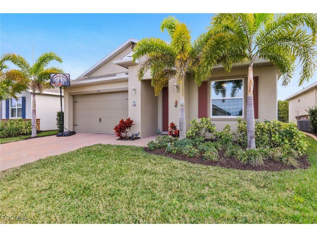 836 Heather Lake Avenue Cape Coral FL 33993 2026003949 image1