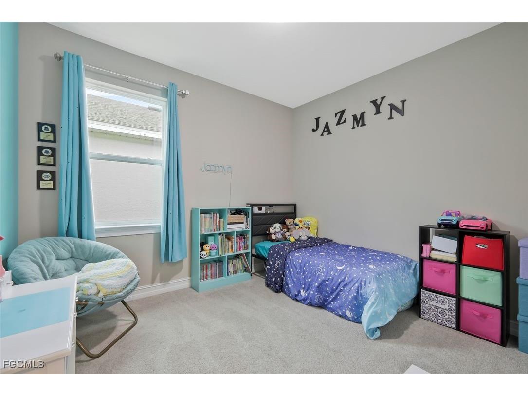 836 Heather Lake Avenue Cape Coral FL 33993 2026003949 image17