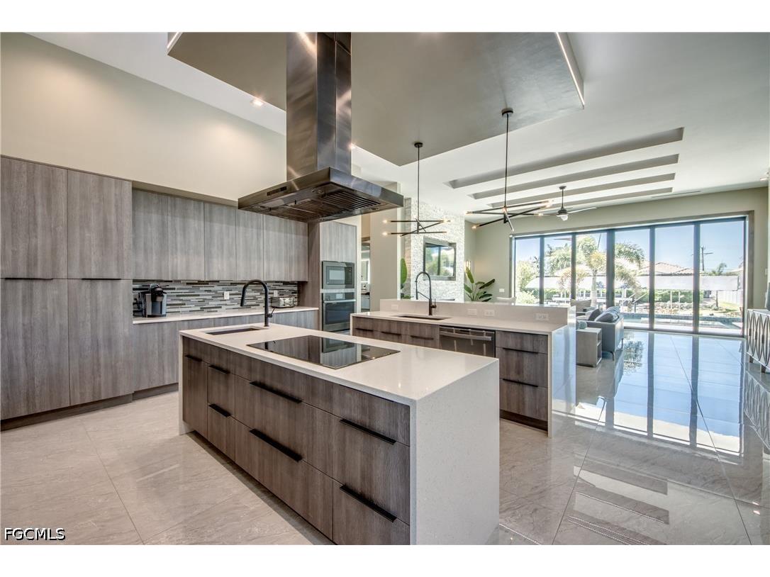 836 Miramar Court Cape Coral FL 33904 2026018977 image10