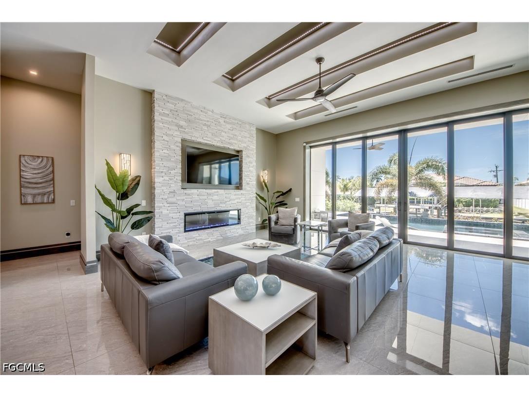 836 Miramar Court Cape Coral FL 33904 2026018977 image14