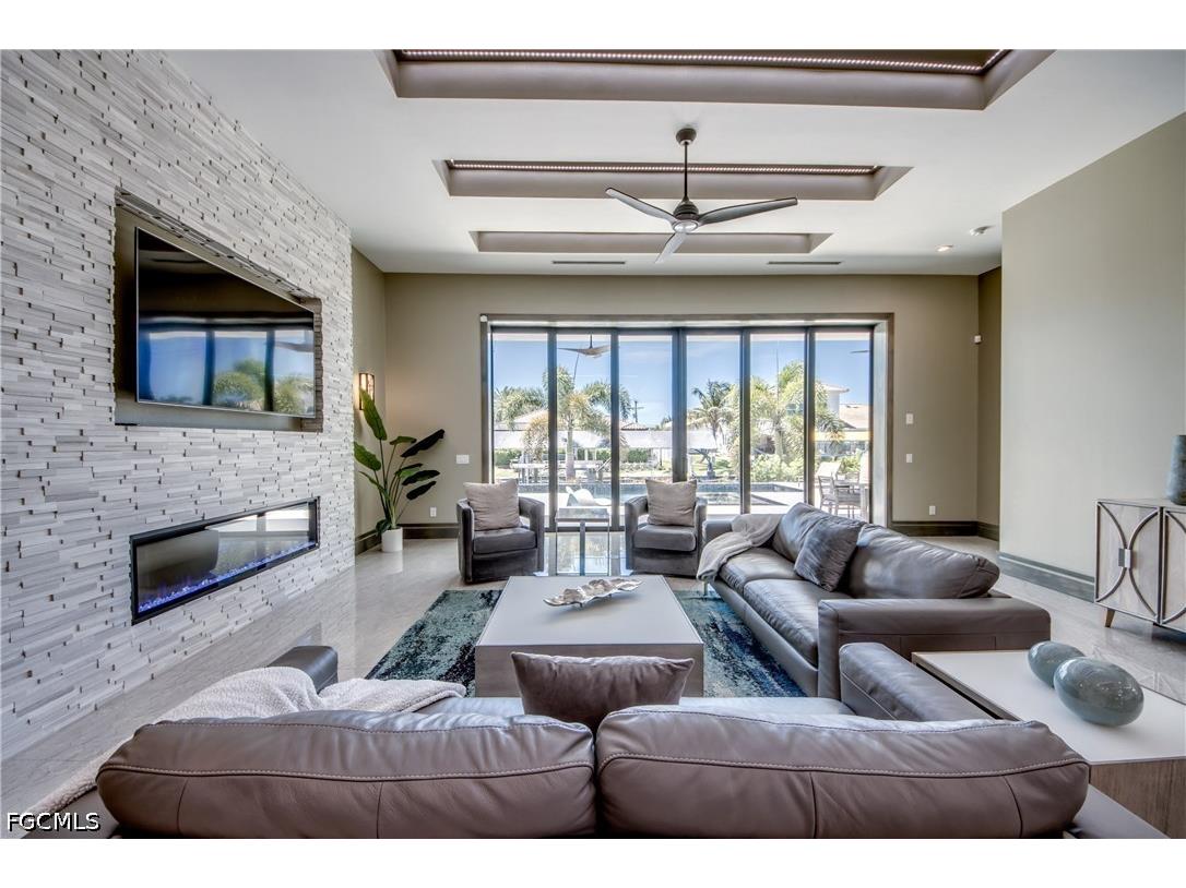 836 Miramar Court Cape Coral FL 33904 2026018977 image15