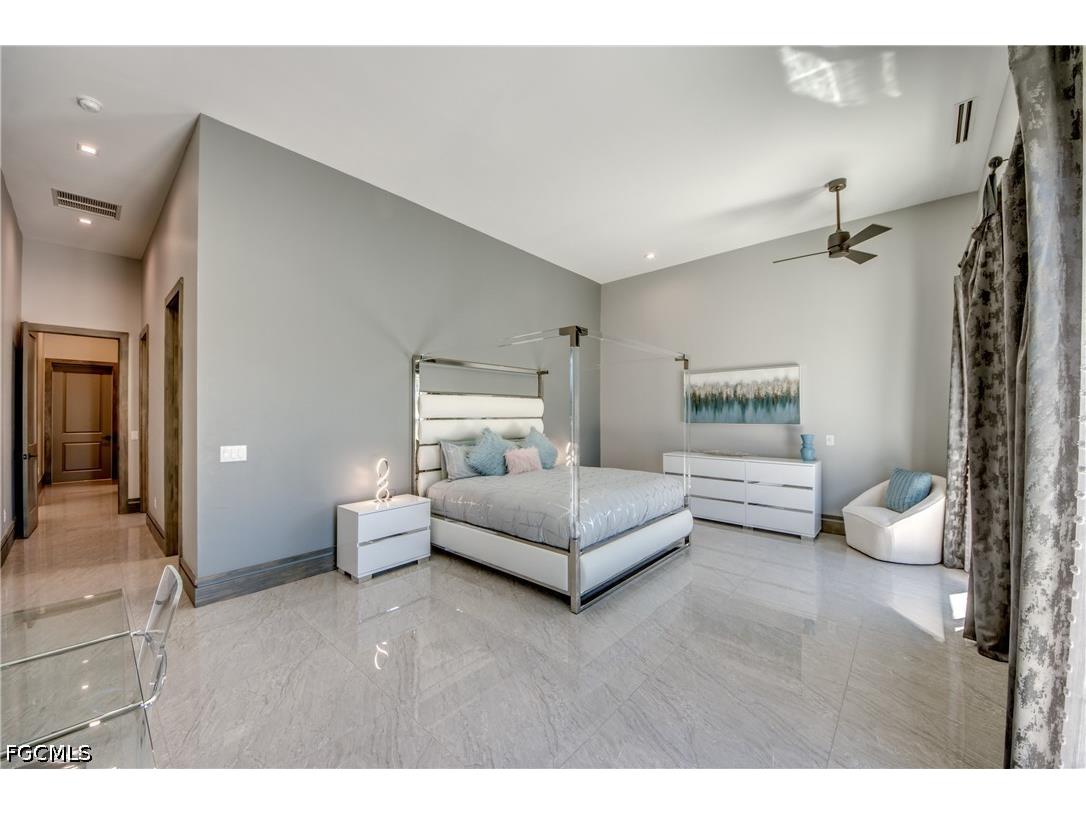 836 Miramar Court Cape Coral FL 33904 2026018977 image23