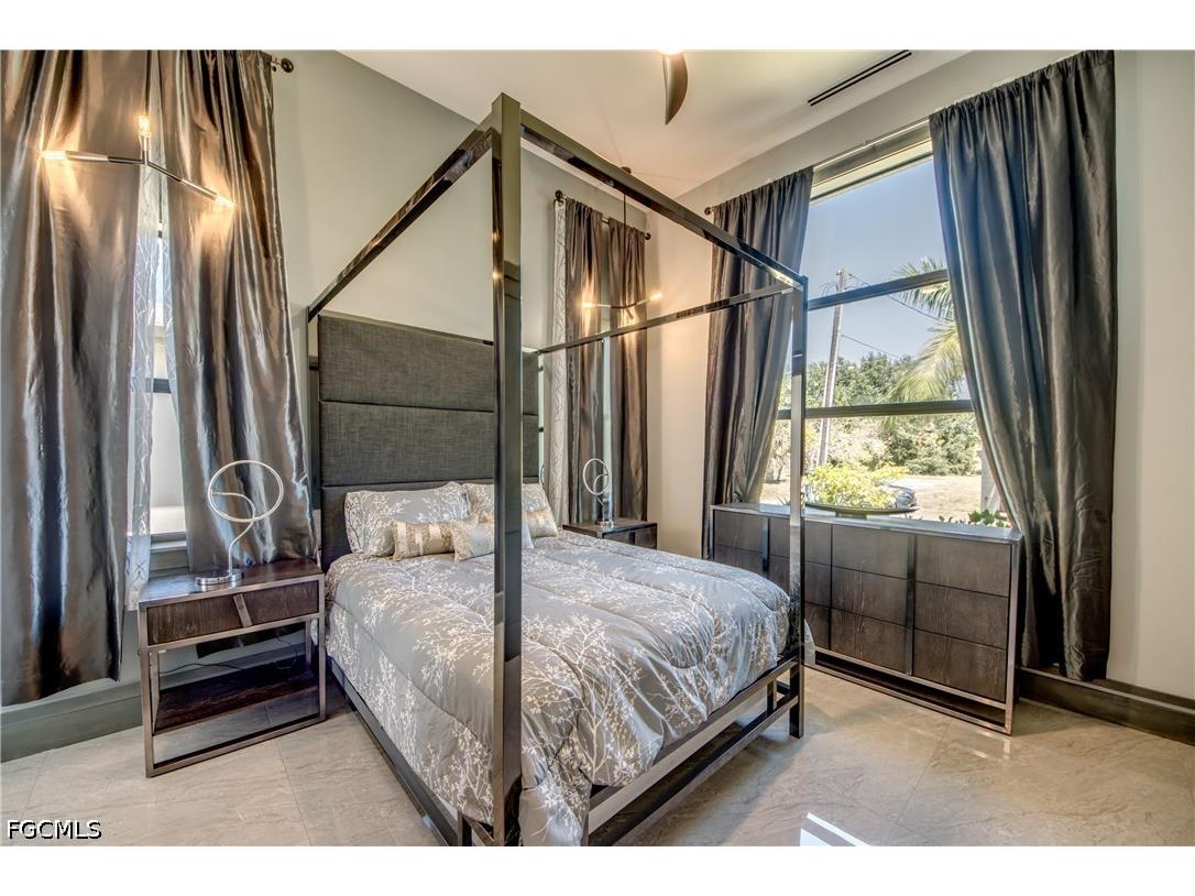 836 Miramar Court Cape Coral FL 33904 2026018977 image29