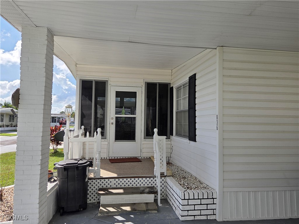 836 Peaceful Drive North Fort Myers FL 33917 2025013486 image18