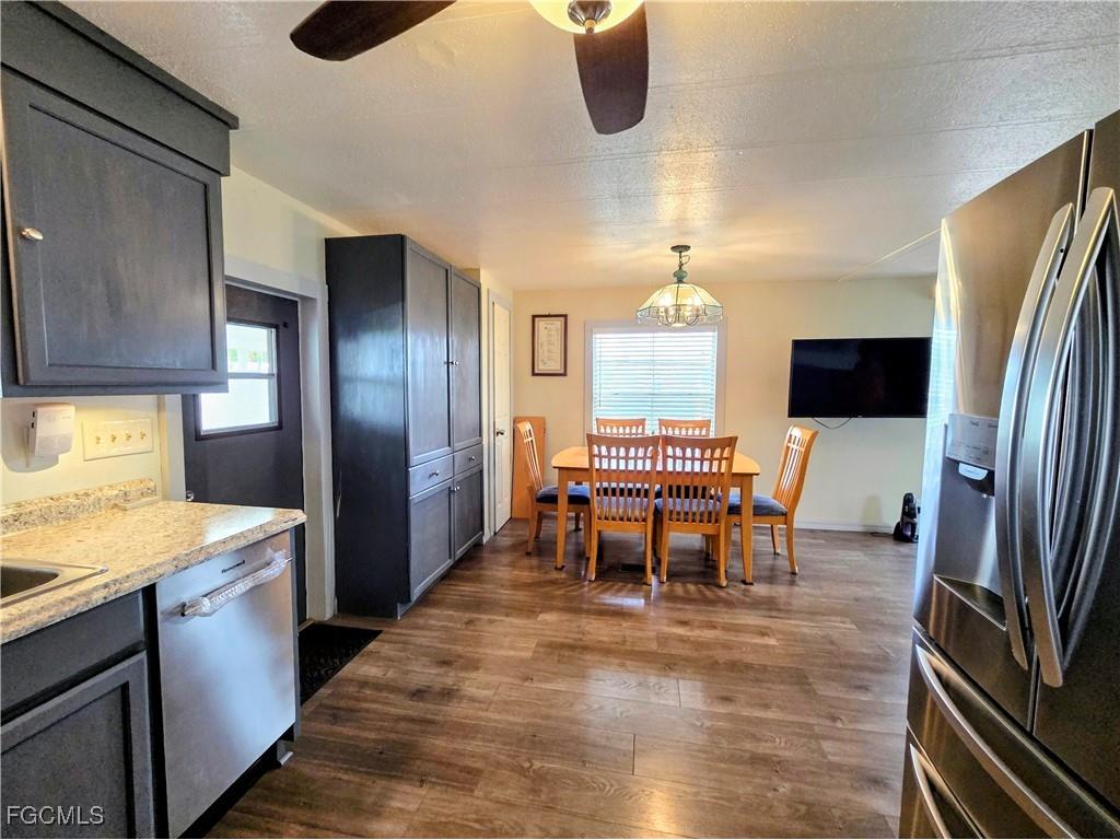 836 Peaceful Drive North Fort Myers FL 33917 2025013486 image5