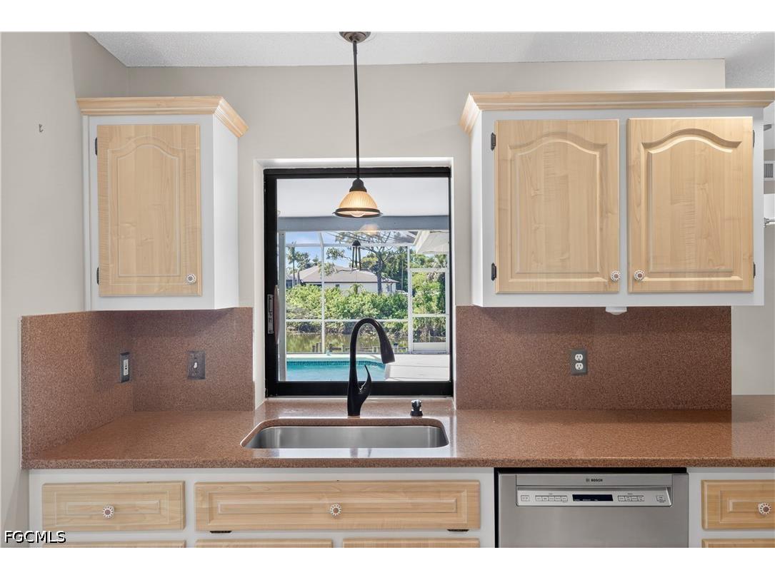 836 SW 18th Street Cape Coral FL 33991 2026023665 image12