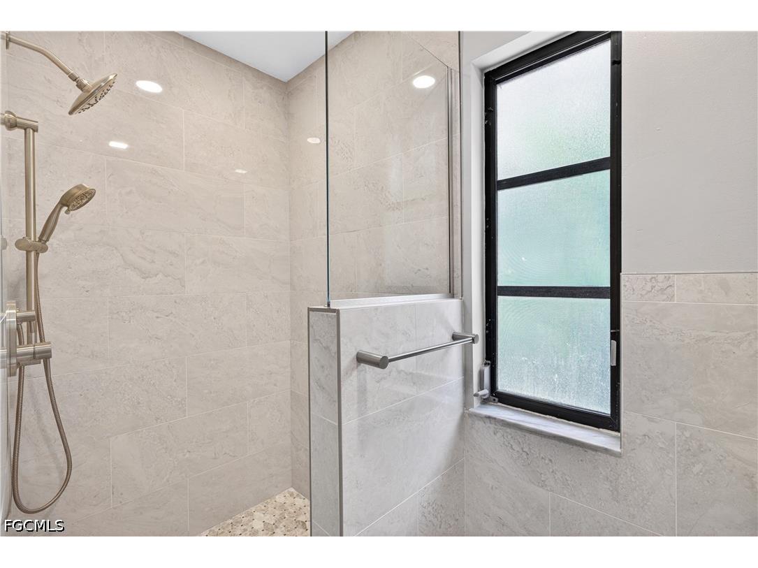 836 SW 18th Street Cape Coral FL 33991 2026023665 image22