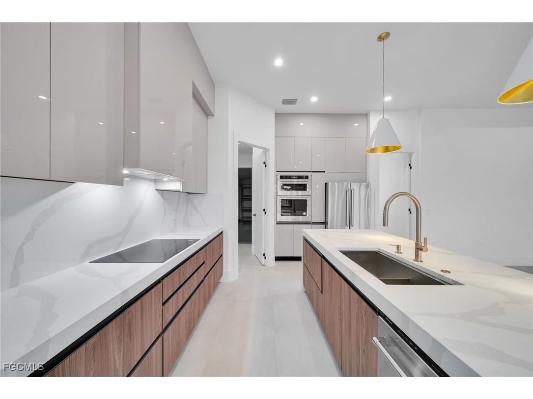 836 SW 36th Terrace Cape Coral FL 33914 2025020341 image15