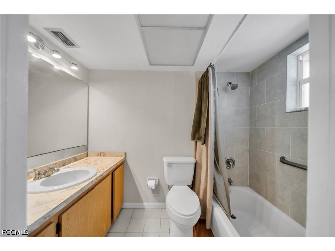 836 Trafalgar Parkway Cape Coral FL 33991 2026023766 image20