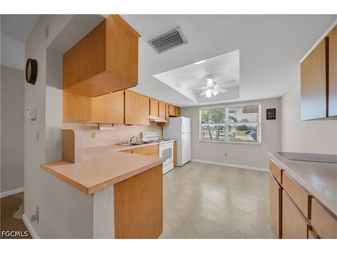 836 Trafalgar Parkway Cape Coral FL 33991 2026023766 image6