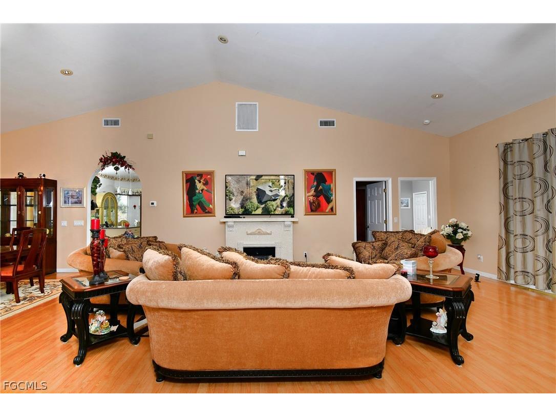836 Worth Avenue S Lehigh Acres FL 33974 2026007822 image5