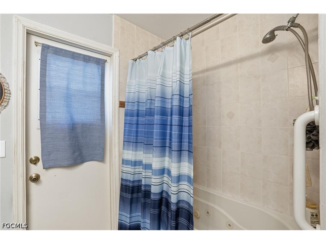 8360 Bounty Road Fort Myers FL 33967 2026014843 image16