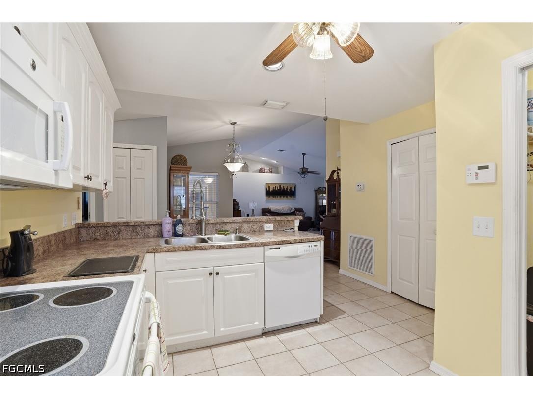 8360 Bounty Road Fort Myers FL 33967 2026014843 image17