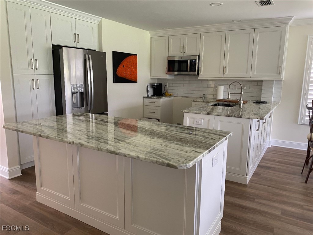 8361 Grand Palm Drive #2 Estero FL 33967 2025003465 image4