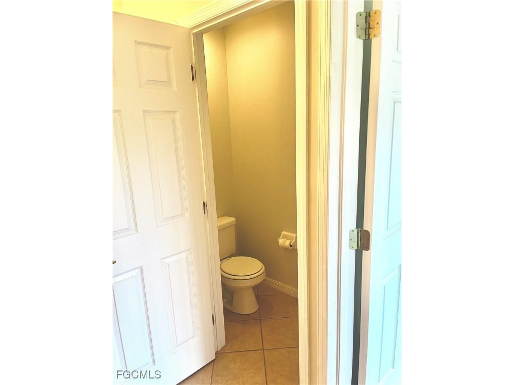 8361 Village Edge Circle #4 Fort Myers FL 33919 2025008492 image3