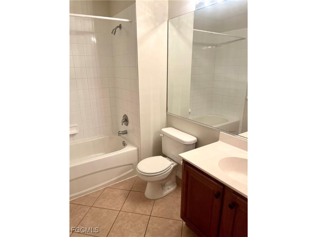 8361 Village Edge Circle #4 Fort Myers FL 33919 2025008492 image5