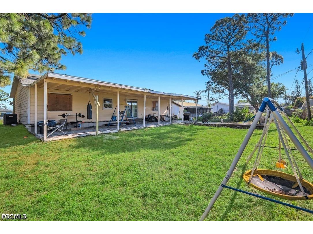8362 Bamboo Road Fort Myers FL 33967 2026014990 image22