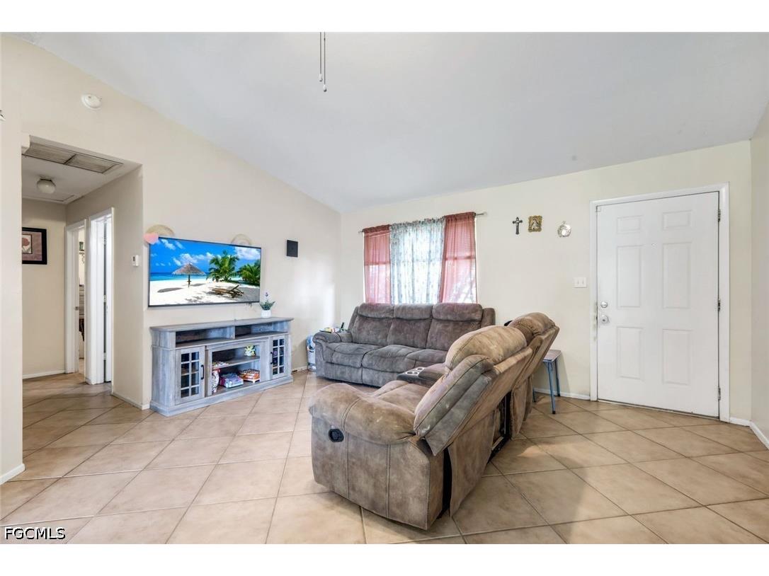 8362 Bamboo Road Fort Myers FL 33967 2026014990 image5