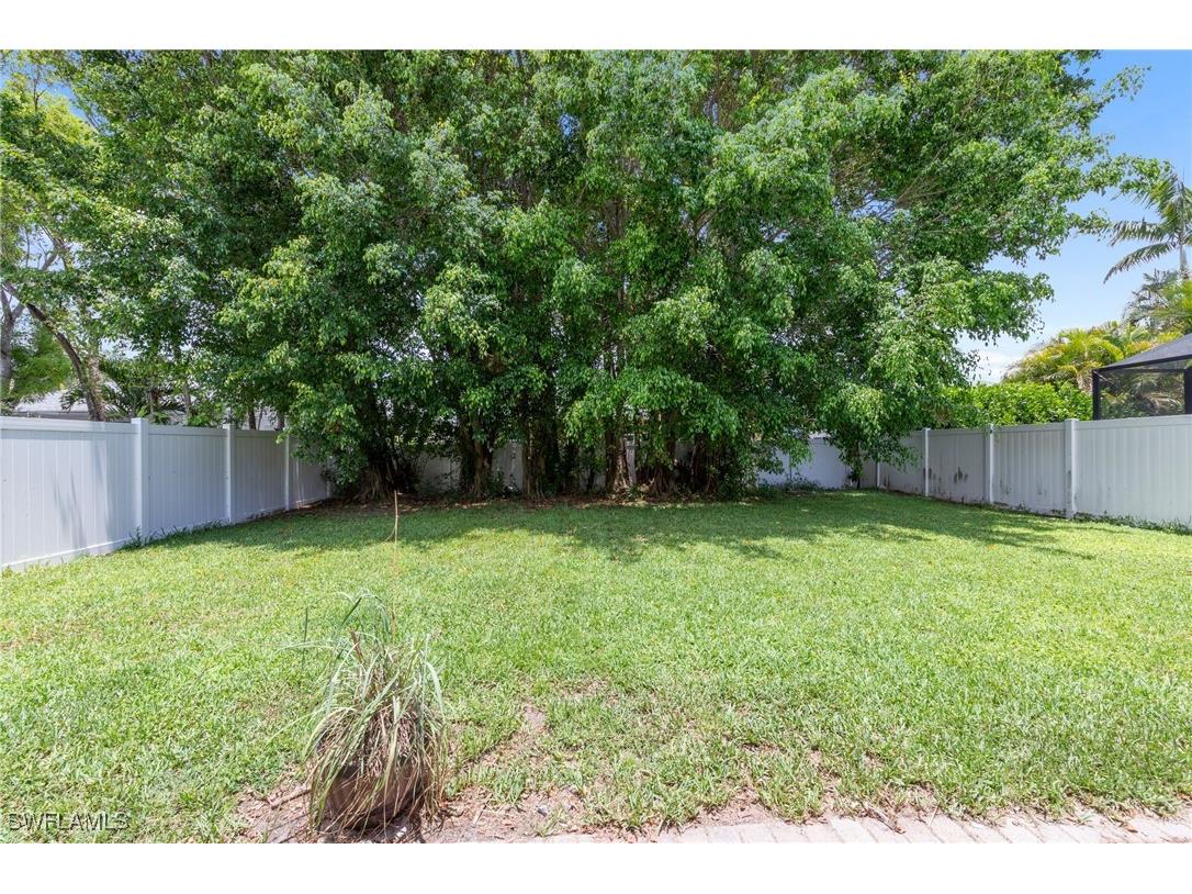 8364 Laurel Lakes Boulevard Naples FL 34119 225079962 image35