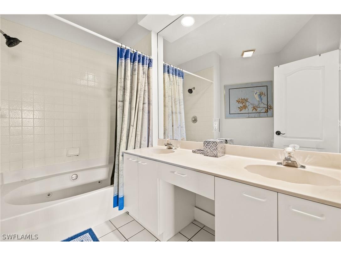 8365 Excalibur Circle #K4 Naples FL 34108 226012498 image20