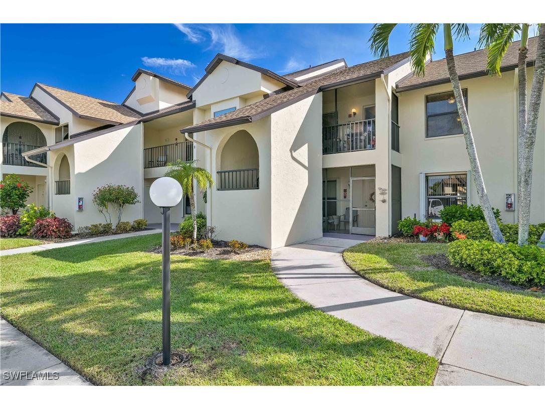 8366 Charter Club Circle #10 Fort Myers FL 33919 225016486 image1