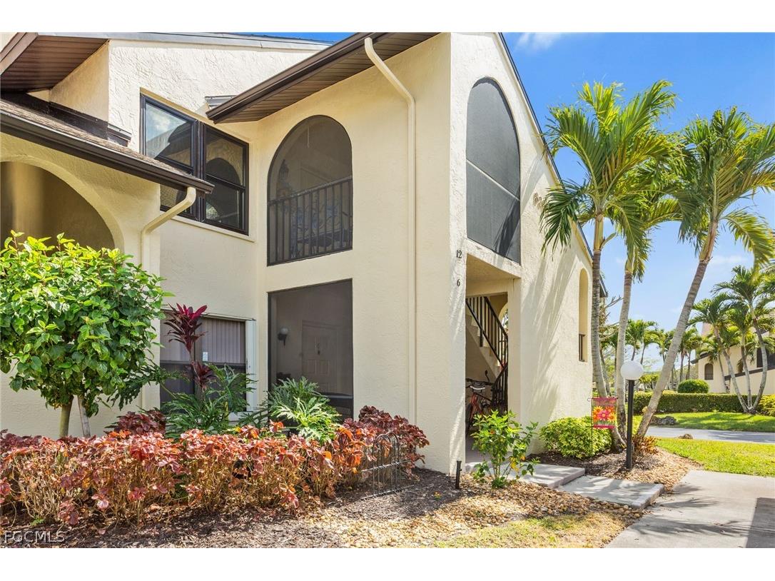 8366 Charter Club Circle #12 Fort Myers FL 33919 2026008656 image1