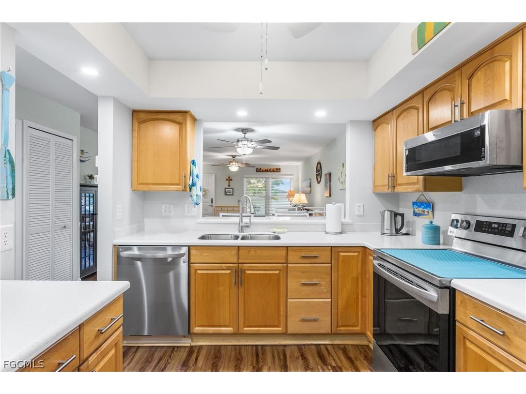 8366 Charter Club Circle #12 Fort Myers FL 33919 2026008656 image9