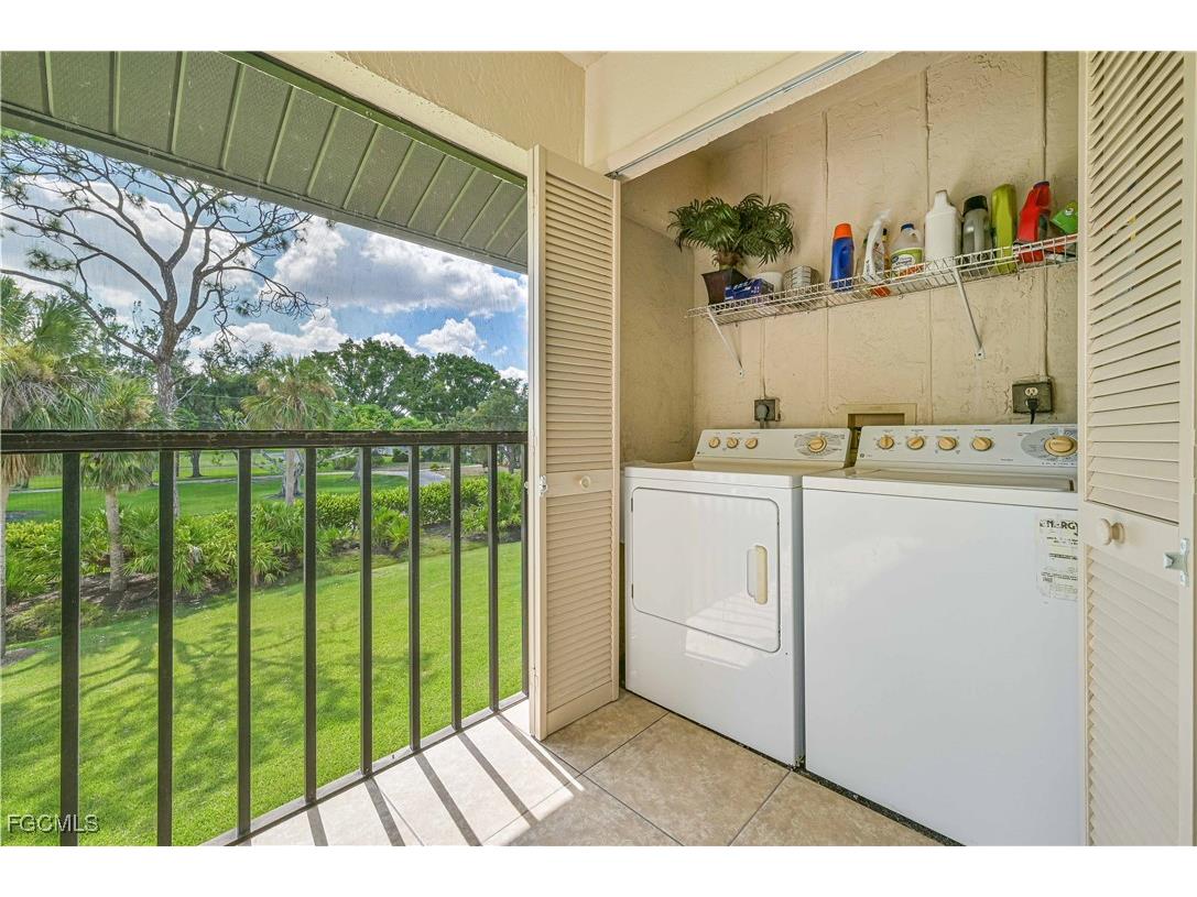 8366 Charter Club Circle #8 Fort Myers FL 33919 2025007132 image18