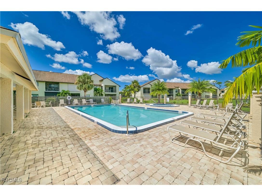 8366 Charter Club Circle #8 Fort Myers FL 33919 2025007132 image21