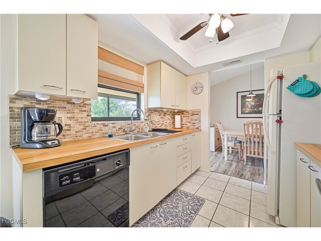 8366 Charter Club Circle #8 Fort Myers FL 33919 2025007132 image7