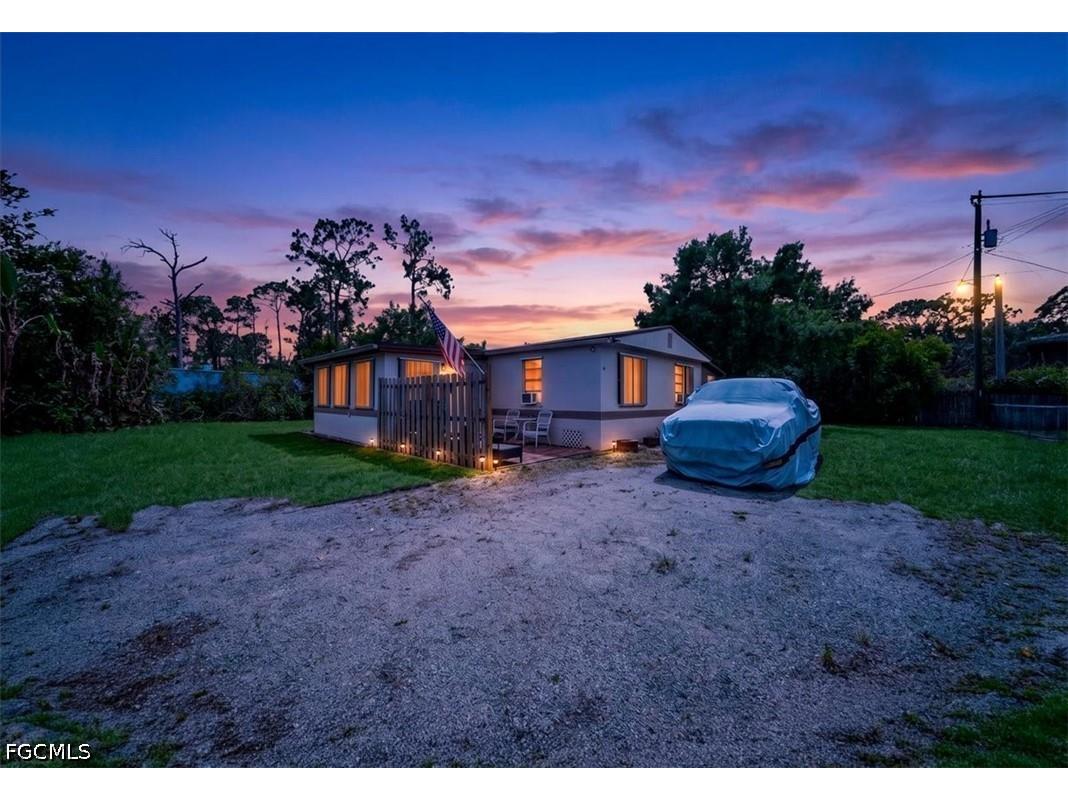 8366 Marx Drive North Fort Myers FL 33917 2026020784 image1