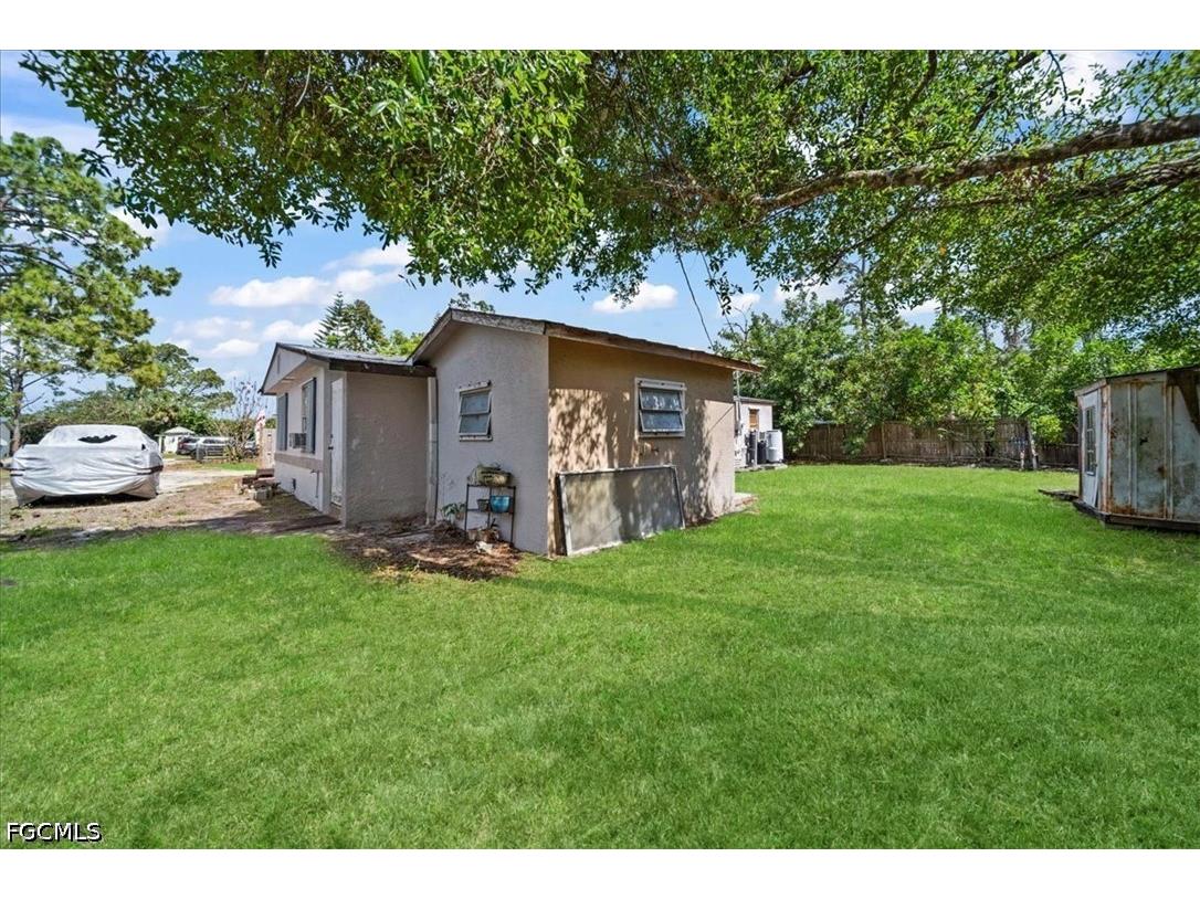 8366 Marx Drive North Fort Myers FL 33917 2026020784 image18
